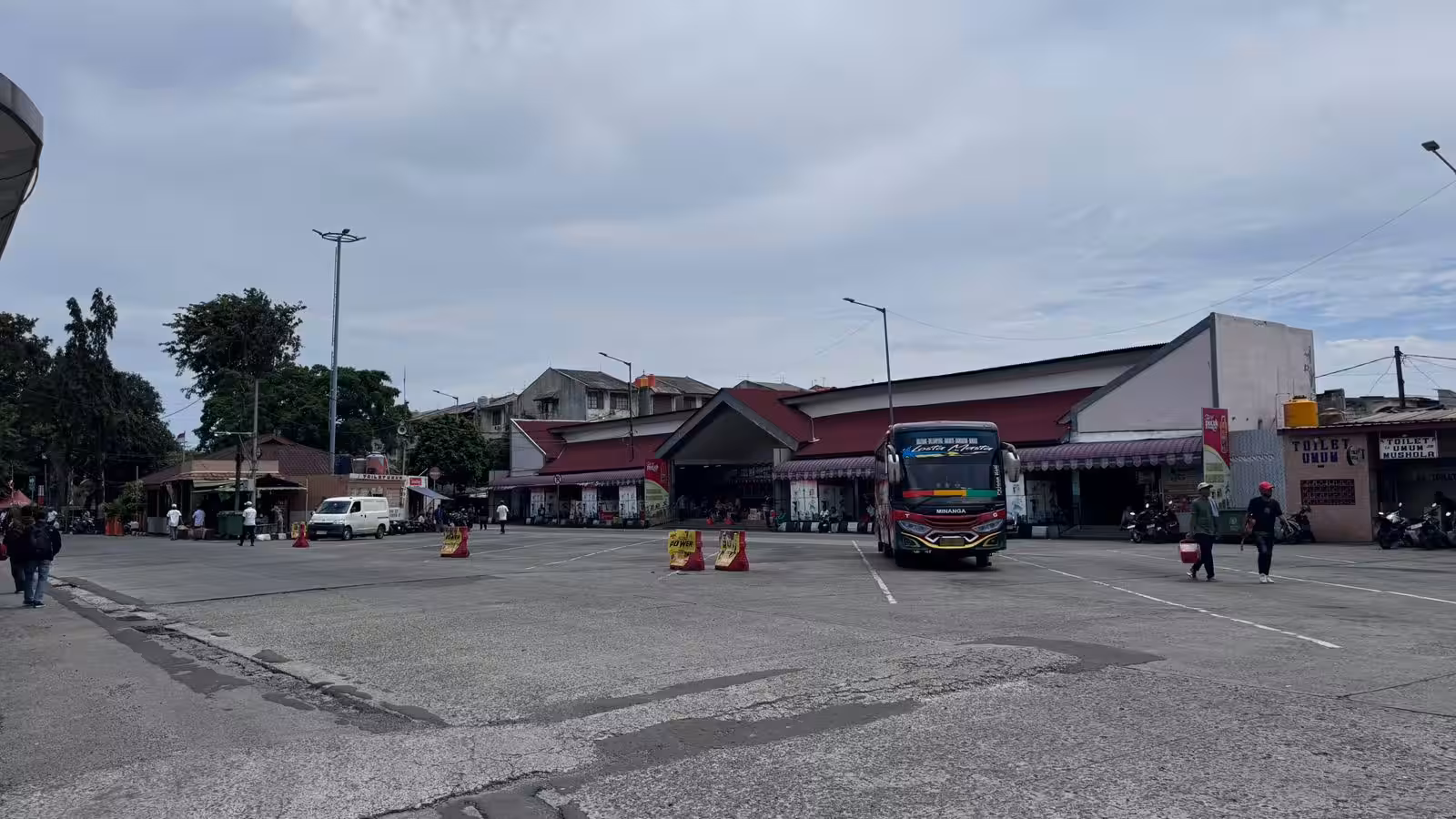 Kalideres Bus Platform